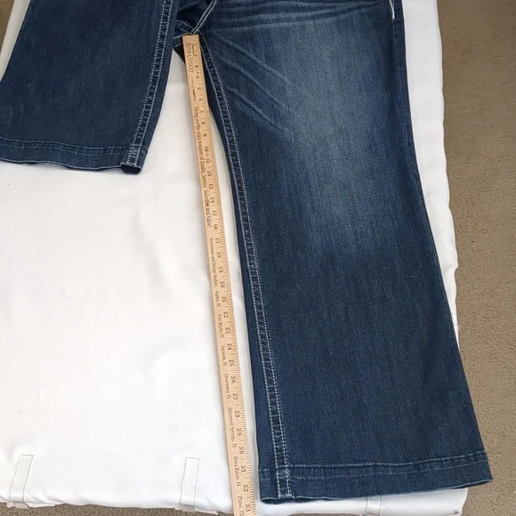 Ariat Women's Straight Leg Jeans - Blue - Picture 15 of 16